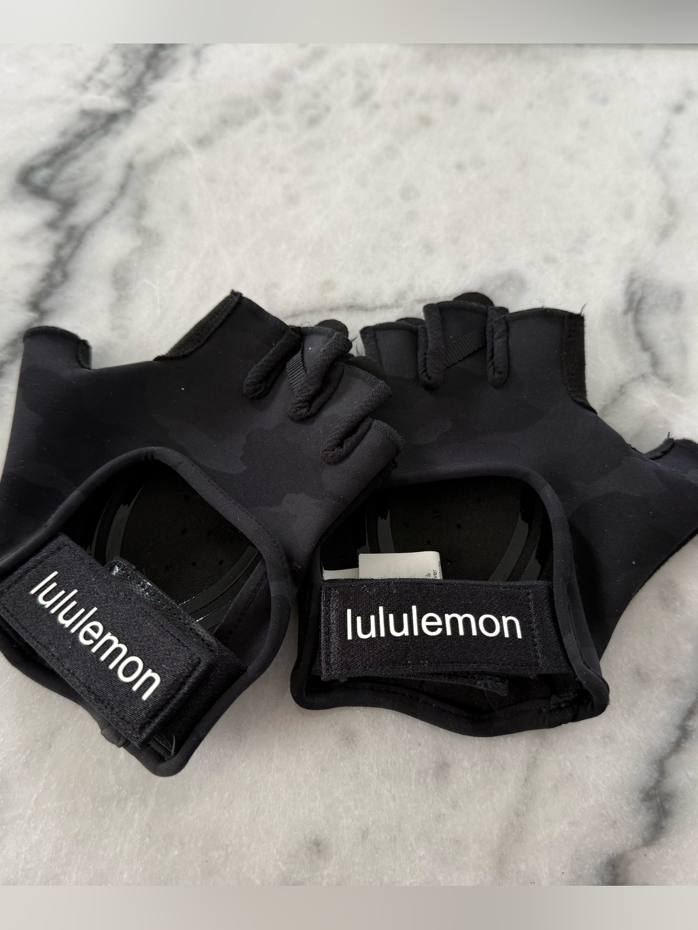 lululemon wunder train gloves